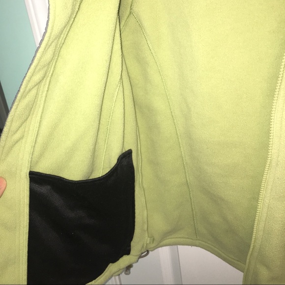 Light Green Fleece North-face Jacket - Picture 3 of 6